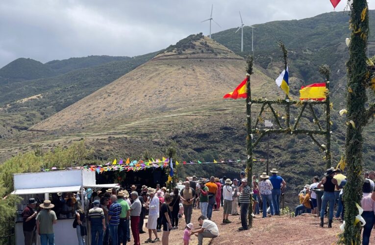 Garafía recibe el mes de mayo con la fiesta de la Cruz de la Centinela